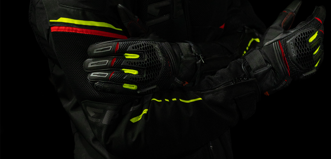Gloves Gravel
